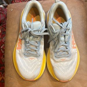 Women’s Hoka Size 8